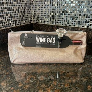 NWT Pink glitter insulated wine bag with wine stopper